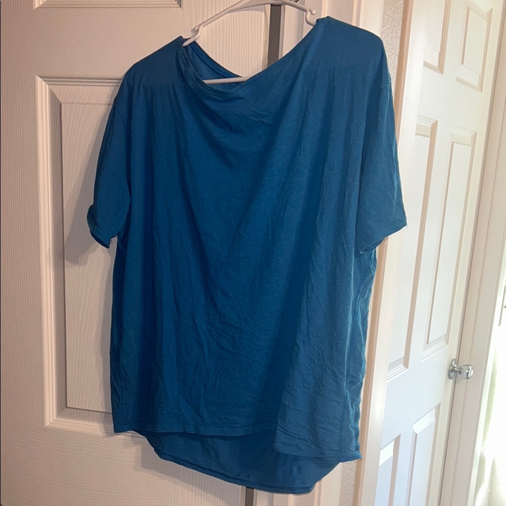 Lululemon BACK IN ACTION SHORT SLEEVE SHIRT